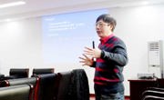 杰出校友岳瑞宏应邀回母校讲学