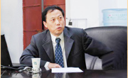 文学院杰出校友——著名语法学家张国宪教授来我校讲学